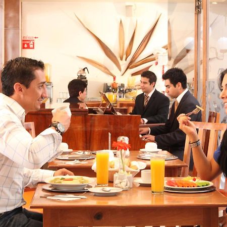 Hotel Emily Pachuca Zewnętrze zdjęcie
