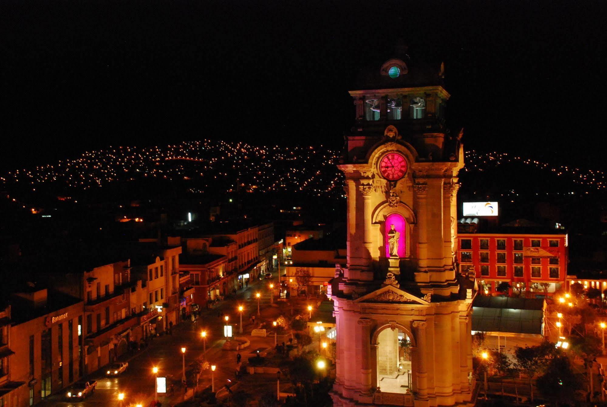 Hotel Emily Pachuca Zewnętrze zdjęcie