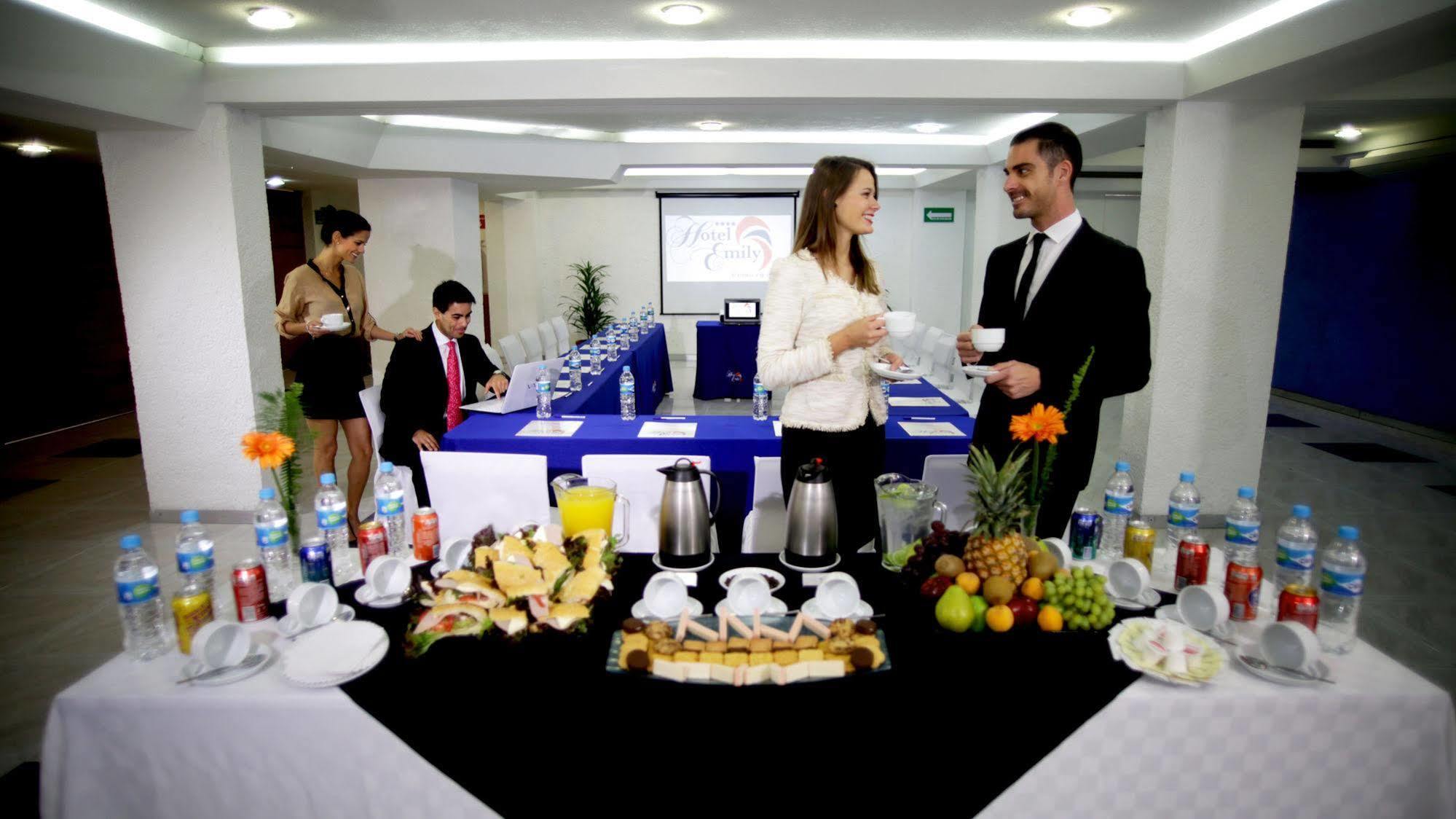 Hotel Emily Pachuca Zewnętrze zdjęcie